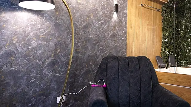 Susan wall online show from February 2026 12:43:02 PM