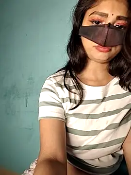 Riya 35 sexy online show from June 2026 06:51:01 PM