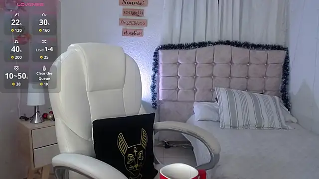 mia traveluxe online show from December 2025 05:36:02 AM