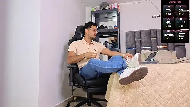 samuelcoopeer online show from April 2026 08:28:02 PM