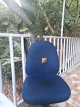 GingerMoon  online show from April 2026 07:44:01 PM