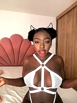 alissradiante1 online show from November 2025 01:17:02 AM