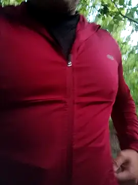 Snapshot of CloudyMuscleBeefy chatting on September 2025 06:08:02 PM CloudyMuscleBeefy online show from September 2025 06:08:02 PM