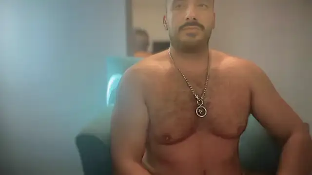 Snapshot of CloudyMuscleBeefy chatting on October 2025 12:46:01 PM CloudyMuscleBeefy online show from October 2025 12:46:01 PM