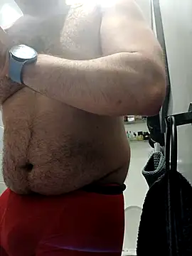 Snapshot of CloudyMuscleBeefy chatting on November 2025 01:11:01 PM CloudyMuscleBeefy online show from November 2025 01:11:01 PM