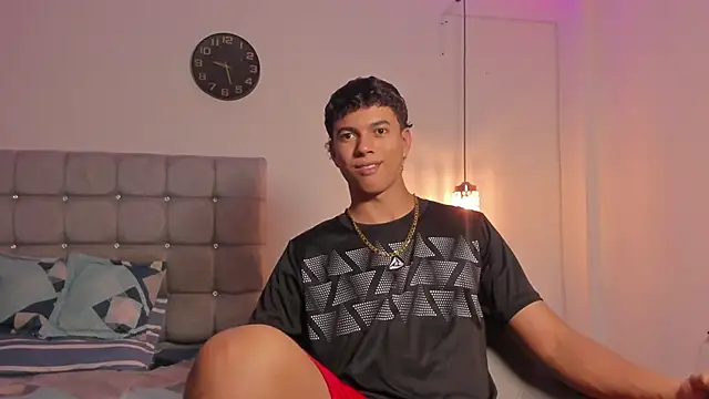 Santy Stump online show from November 2025 09:26:02 PM