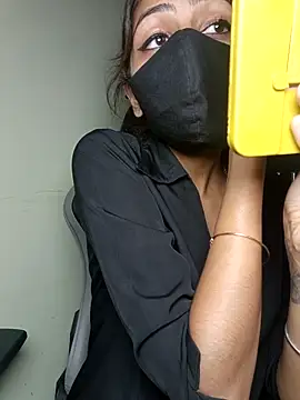 Snapshot of Isha_Sax chatting on September 2025 06:15:01 AM Isha Sax online show from September 2025 06:15:01 AM