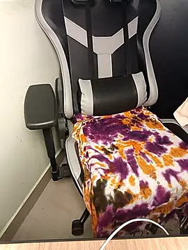 Snapshot of Isha_Sax chatting on October 2025 07:09:01 AM Isha Sax online show from October 2025 07:09:01 AM