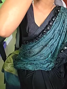 Isha Sax online show from May 2026 03:23:01 AM