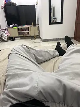 USUARIO-23 online show from March 2026 11:07:02 PM