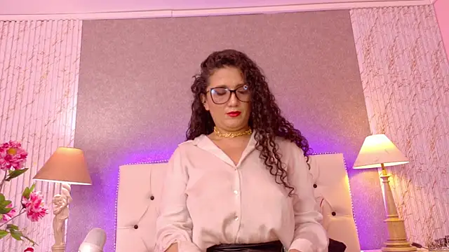 Dakota Rainbow22 online show from February 2026 05:07:02 PM