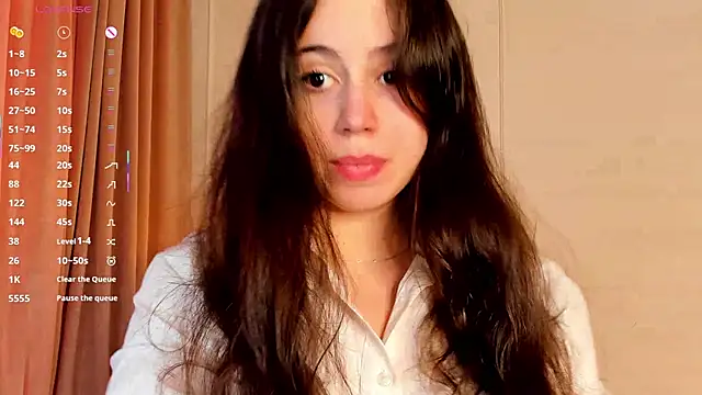 Snapshot of JulianaChapel chatting on September 2025 08:04:01 AM JulianaChapel online show from September 2025 08:04:01 AM