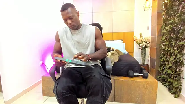 MarcusBlack  online show from April 2026 12:10:01 PM