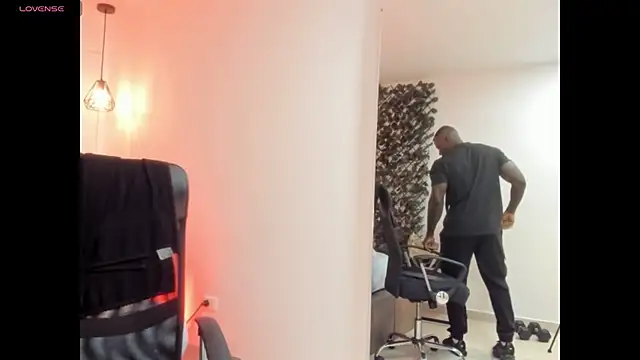 MarcusBlack  online show from April 2026 12:29:02 PM