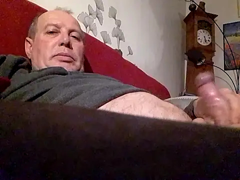 Vince072 online show from February 2026 09:24:01 PM