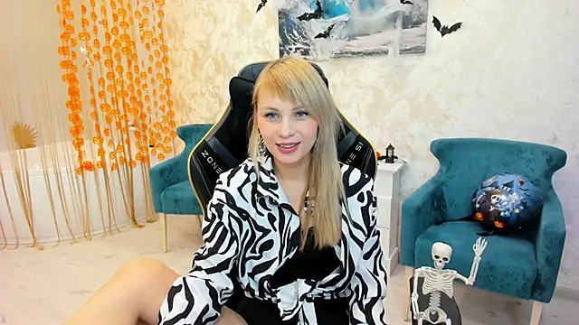 LindaSandy 1 online show from October 2025 09:15:01 AM