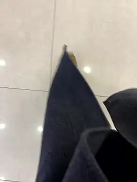 xiaoyuan01 online show from January 2026 02:17:02 AM