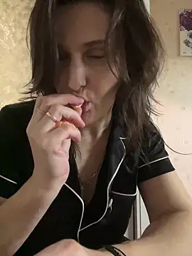 NikaSwan2831 online show from February 2026 09:26:02 PM