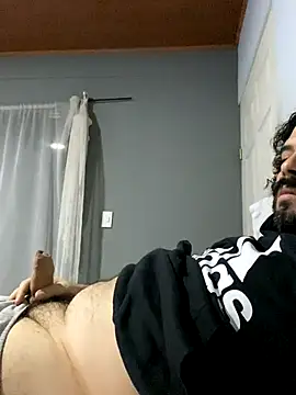 uto857 online show from September 2025 01:00:01 AM