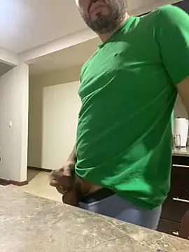 uto857 online show from November 2025 05:50:02 AM