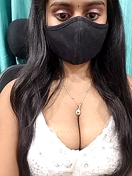 Aanya hotty online show from March 2026 06:57:01 PM