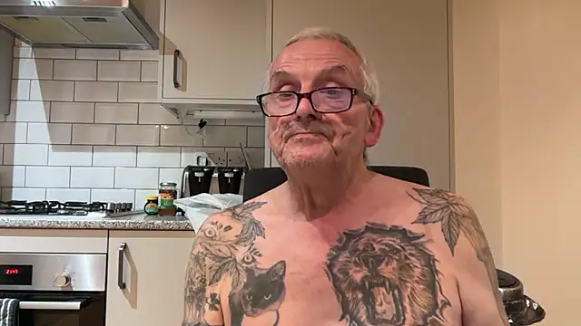 poggles online show from September 2025 07:49:01 PM