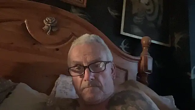 poggles online show from April 2026 07:33:02 PM