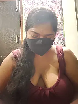 Liyaa 24 online show from April 2026 04:34:01 PM