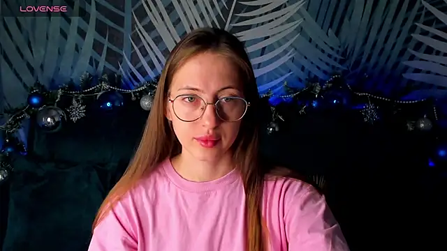 ChristyCrayme online show from December 2025 10:05:01 PM