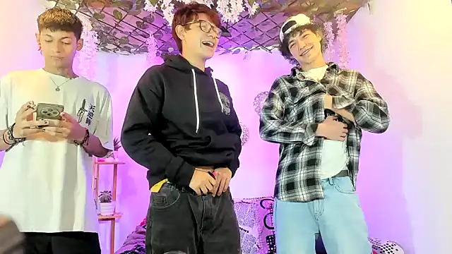 Bastian boyshot77 online show from January 2026 07:19:01 PM