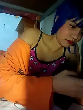 famousfox-69 online show from April 2026 08:34:02 PM