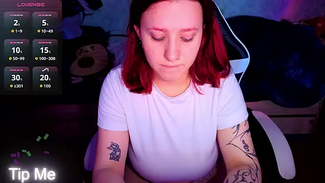 Snapshot of Mini_Lady1 chatting on July 2026 06:39:01 PM Mini Lady1 online show from July 2026 06:39:01 PM