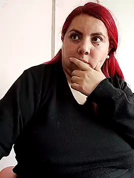 Snapshot of AmbeerRed chatting on October 2025 04:14:02 PM AmbeerRed online show from October 2025 04:14:02 PM