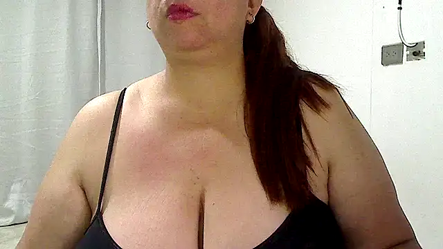 luciana69hot online show from July 2026 02:15:01 PM