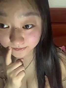 xialuo25 online show from February 2026 01:58:01 AM