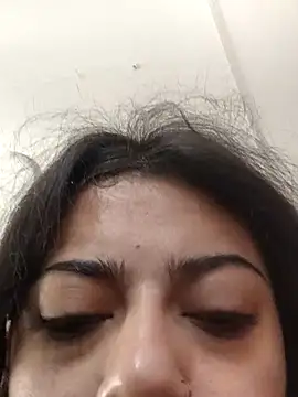 viollettaa  online show from April 2026 01:38:01 PM