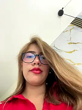 sara calderon online show from September 2025 01:24:02 PM