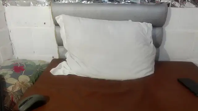 rose-crystal online show from October 2025 10:04:02 PM