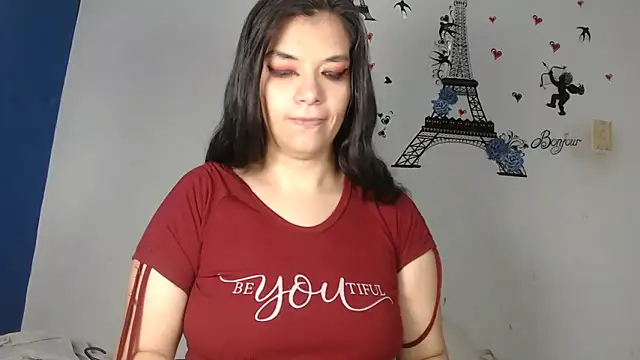 Snapshot of IVONNE_SEX chatting on October 2025 07:36:01 PM IVONNE SEX online show from October 2025 07:36:01 PM