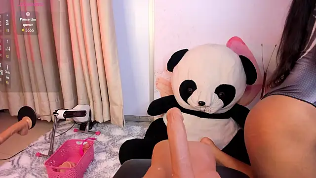 Snapshot of Im_perla_ chatting on October 2025 03:07:02 AM Im perla online show from October 2025 03:07:02 AM