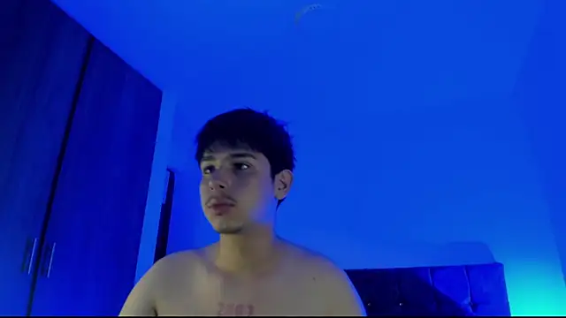 Snapshot of Maximo_Miller chatting on October 2025 05:35:02 AM Maximo Miller online show from October 2025 05:35:02 AM