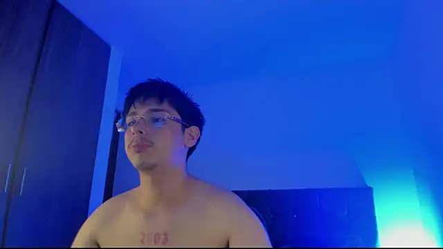 Snapshot of Maximo_Miller chatting on October 2025 05:25:01 AM Maximo Miller online show from October 2025 05:25:01 AM