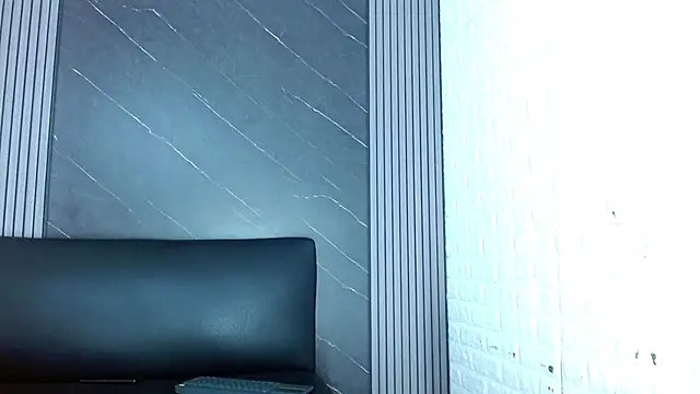 Raven Doll19 online show from April 2026 04:18:01 PM