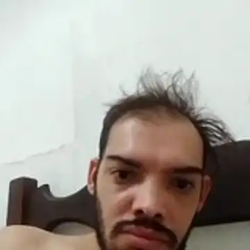 Snapshot of GuilhermeYuree chatting on May 2026 09:15:02 AM GuilhermeYuree online show from May 2026 09:15:02 AM