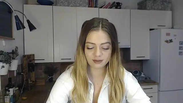 BuffyxLUST online show from November 2025 08:04:02 AM