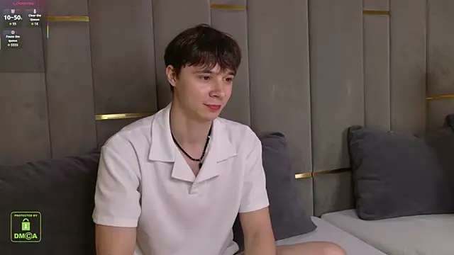 Snapshot of AnthonyHall chatting on October 2025 11:07:01 AM AnthonyHall online show from October 2025 11:07:01 AM