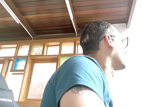 Snapshot of DOBLEWYOSK69G chatting on January 2026 02:10:01 PM DOBLEWYOSK69G online show from January 2026 02:10:01 PM