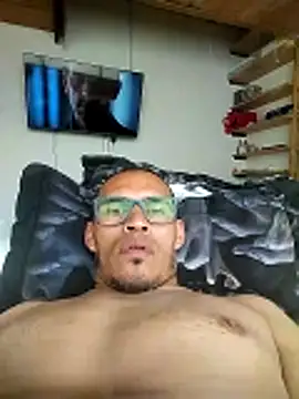 Snapshot of DOBLEWYOSK69G chatting on February 2026 09:08:02 PM DOBLEWYOSK69G online show from February 2026 09:08:02 PM