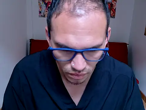 Snapshot of DOBLEWYOSK69G chatting on March 2026 04:35:01 PM DOBLEWYOSK69G online show from March 2026 04:35:01 PM