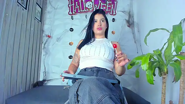 zarahcoxx online show from October 2025 03:53:02 AM